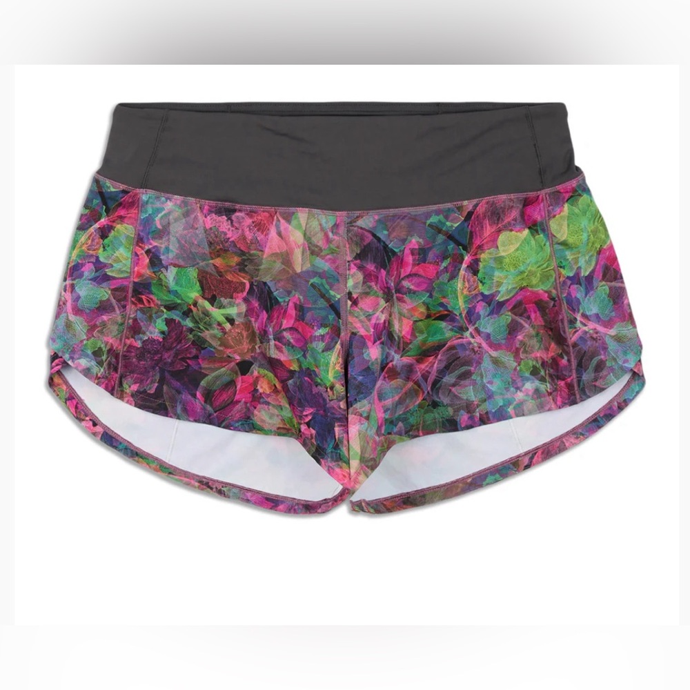 Rare pattern Lululemon speed up shorts